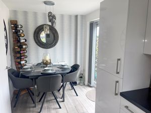 Kitchen/Diner- click for photo gallery
